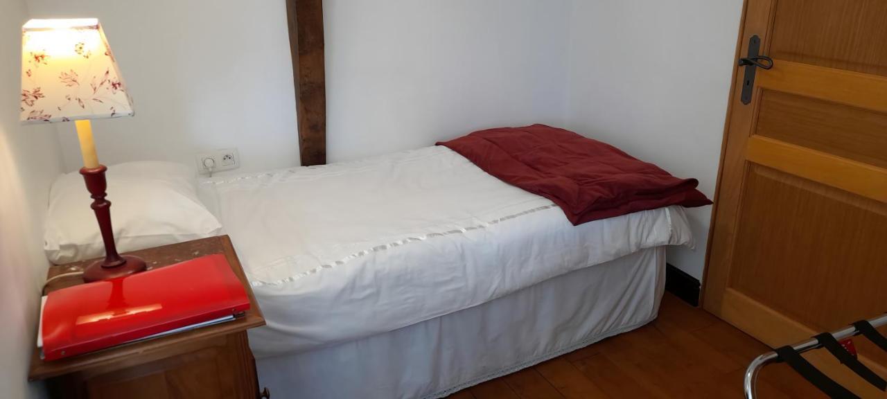 Sainte-Marie-du-Bois  La Cloue B&B 외부 사진