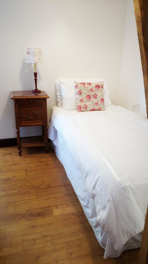 Sainte-Marie-du-Bois  La Cloue B&B 외부 사진